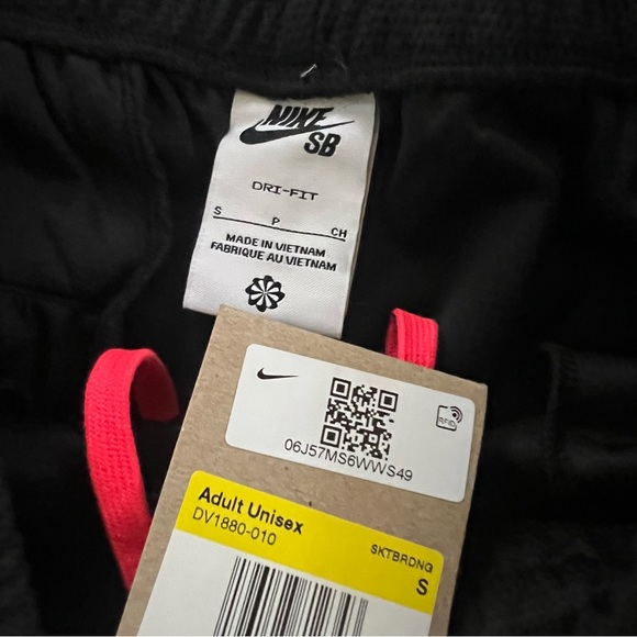 ✔️NWT✔️ NIKE SB Dri-Fit Be True Sunday Shorts - Picture 7 of 11